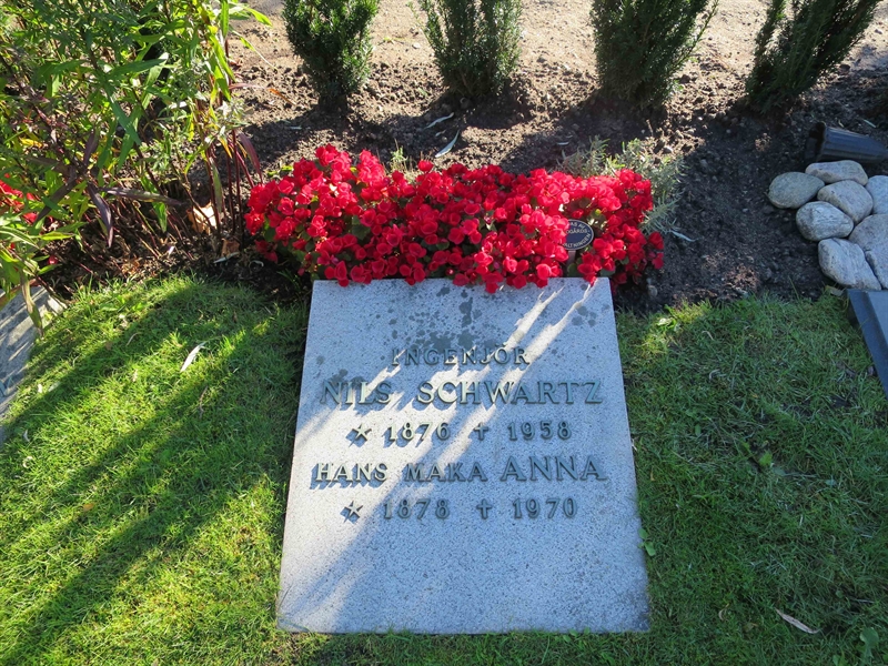 Grave number: HÖB 52     3