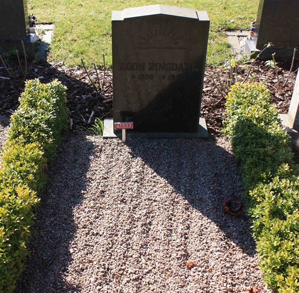 Grave number: Ö U02    37