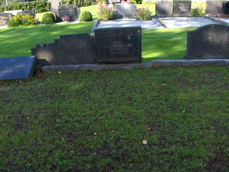 Grave number: SKF F   147