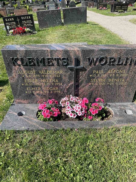 Grave number: N 5 1    98-99