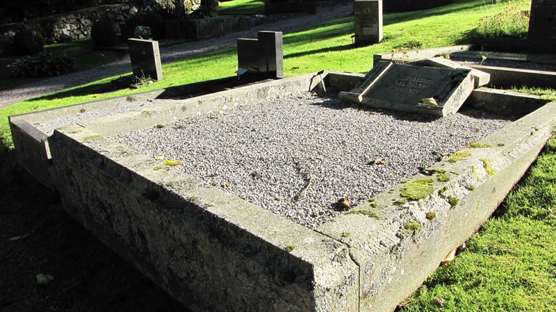 Grave number: HG MÅSEN   500, 501