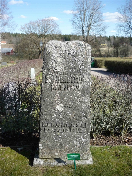 Grave number: ÖD 05   25, 26