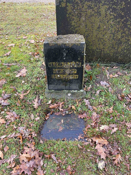 Grave number: VV 4   405