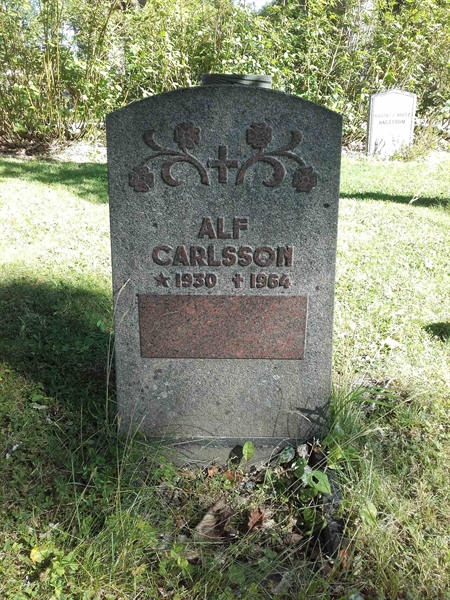 Grave number: NO 07    27