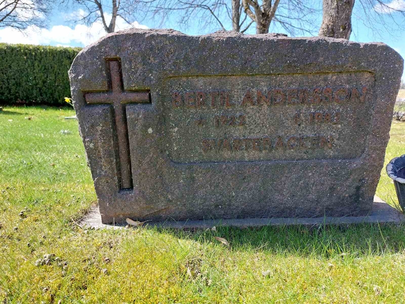 Grave number: HV 25   34