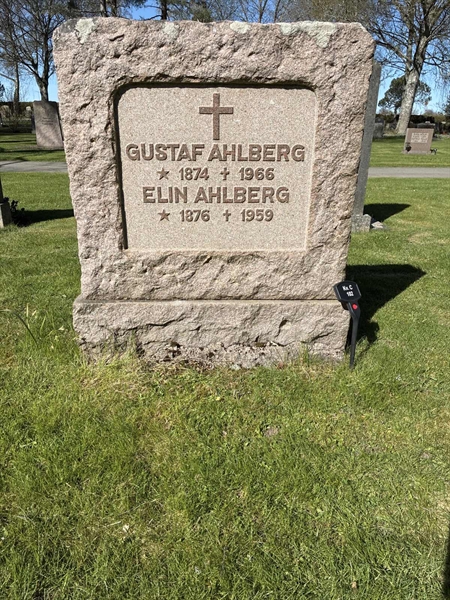 Gravnummer: 22 C   102