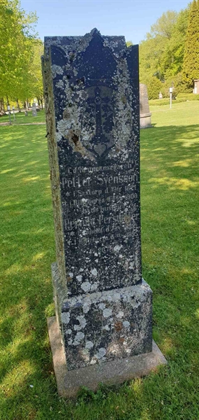 Grave number: Bi E   175, 176