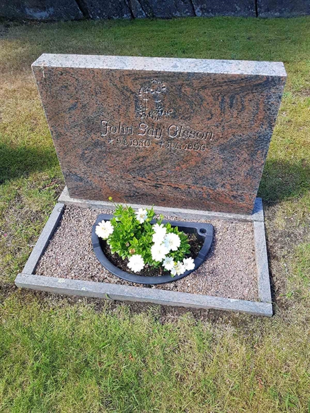 Grave number: 01  2230