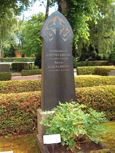 Grave number: HÖB 2    35
