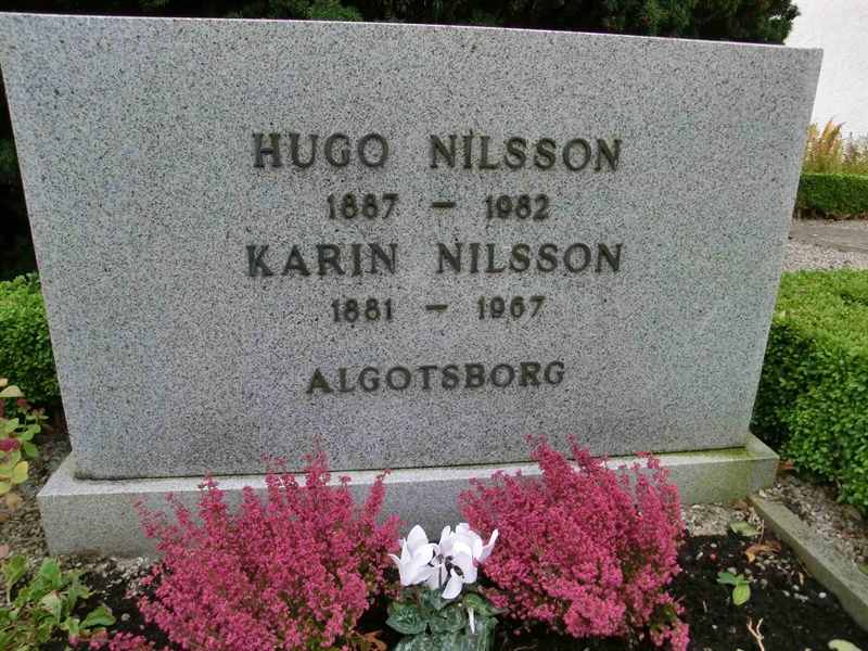 Grave number: ÄS 03    011