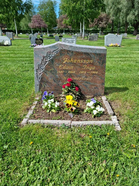 Grave number: D N 5  1312-1313