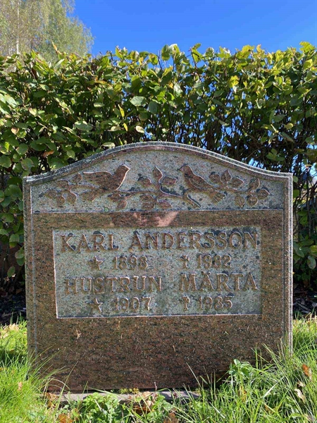 Grave number: 1 22      3