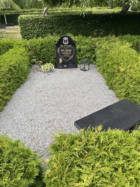 Grave number: NK II    37