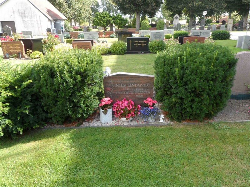 Grave number: SK D    97, 98
