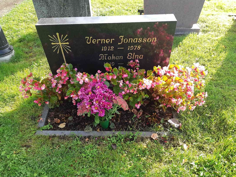 Gravnummer: Fr 8   482-483