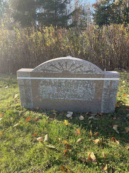 Grave number: R 1    11