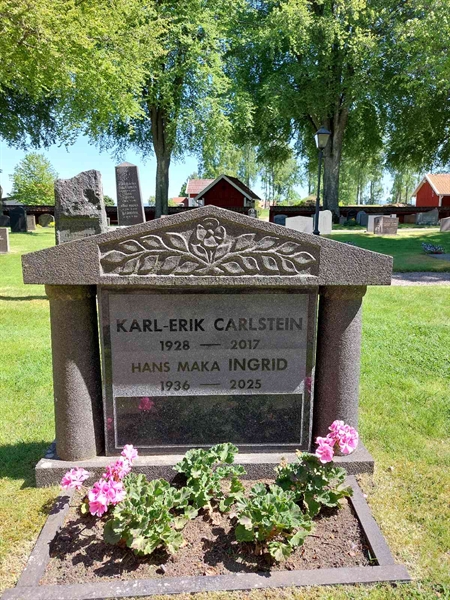 Grave number: BG 3   11, 12, 13, 14