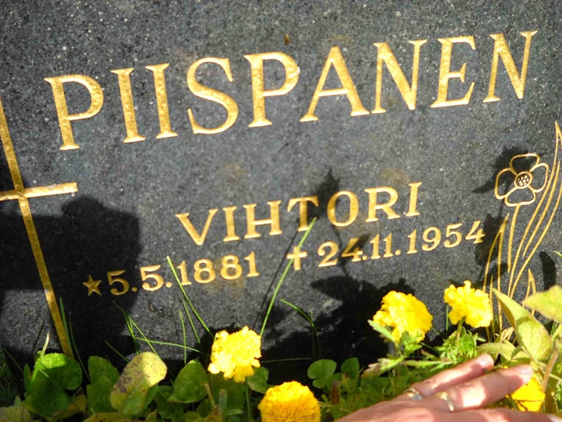 Grave number: 3 MB 16 62