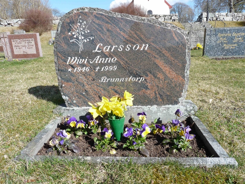 Grave number: LE 6   83