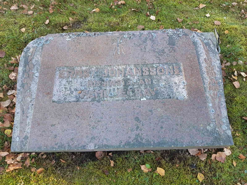 Grave number: Fr 7  1048-1049