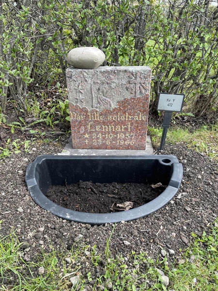 Grave number: 1 Y   412