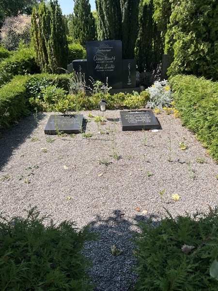 Grave number: NK VII   106