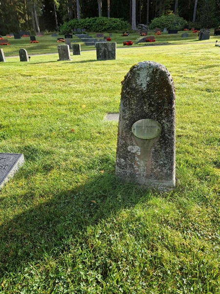 Grave number: 2 KV.4   123