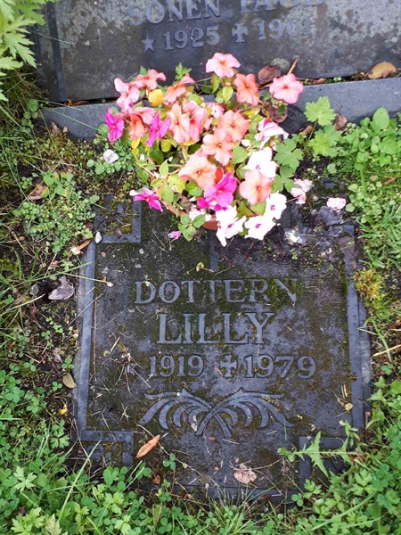 Grave number: NK F A   175