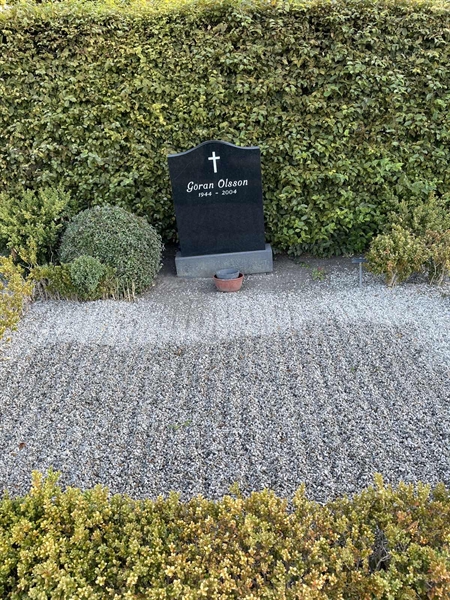 Grave number: NK X    18