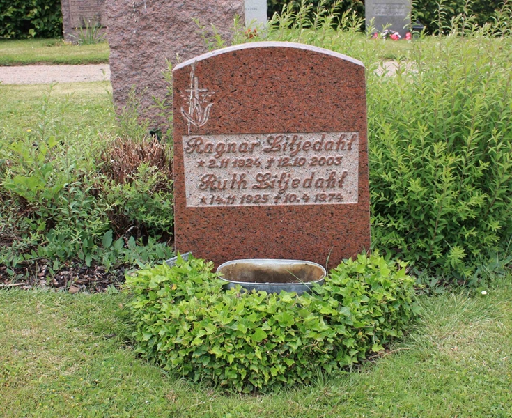 Grave number: Ö 28   185