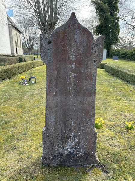 Grave number: FA 16B