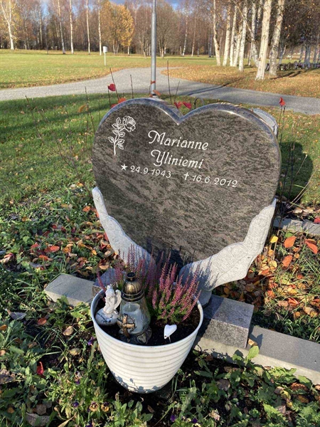 Grave number: 3  2456