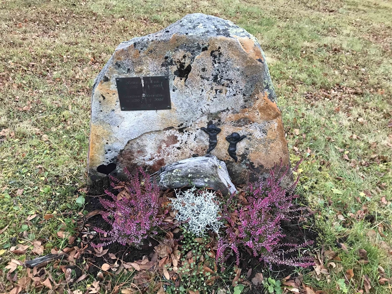 Grave number: VA B    36