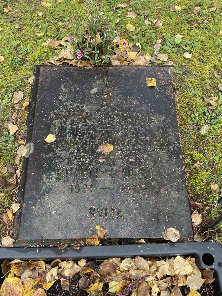 Grave number: R 5     2