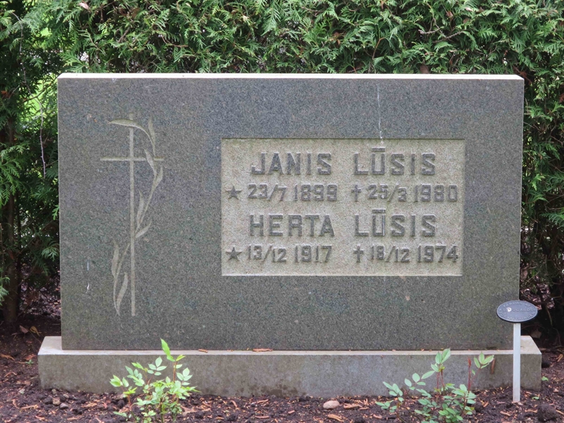 Grave number: HÖB 70E   116