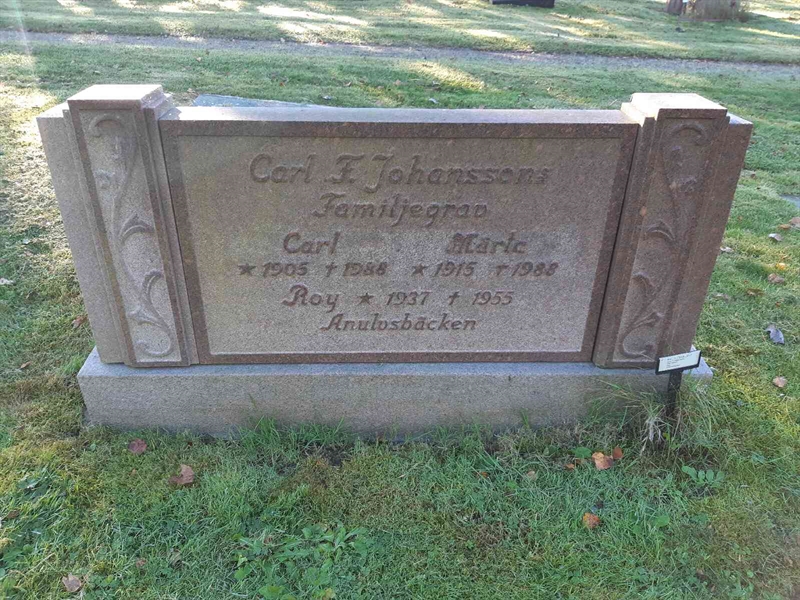 Grave number: Fr 7   315-317