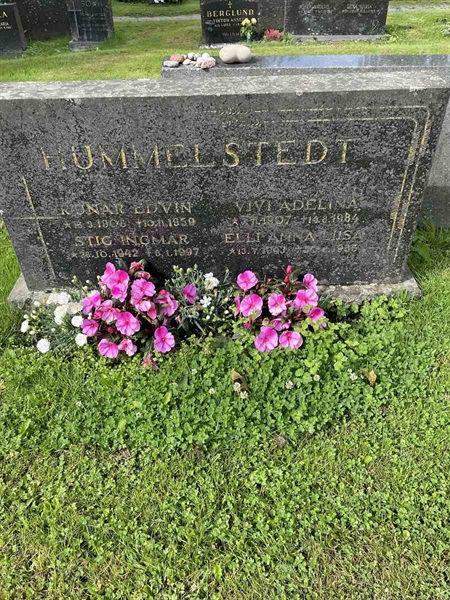 Grave number: N 4 1    71-72