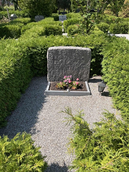 Grave number: NK VII    25