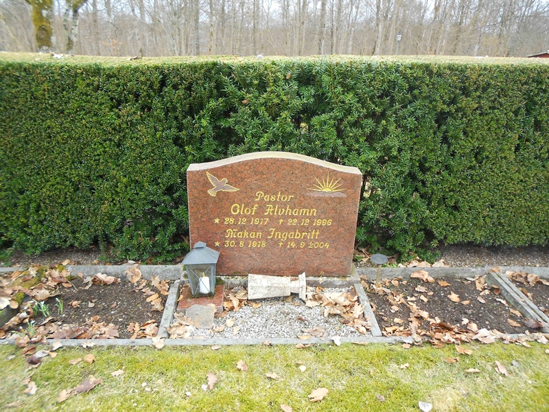 Grave number: NÅ N3   131, 132