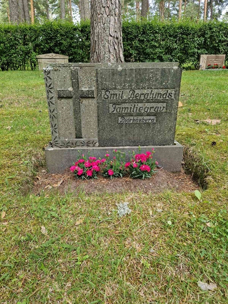 Gravnummer: 1 KV.3    47-48