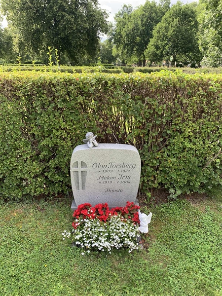 Grave number: 1 ÖK  145-146