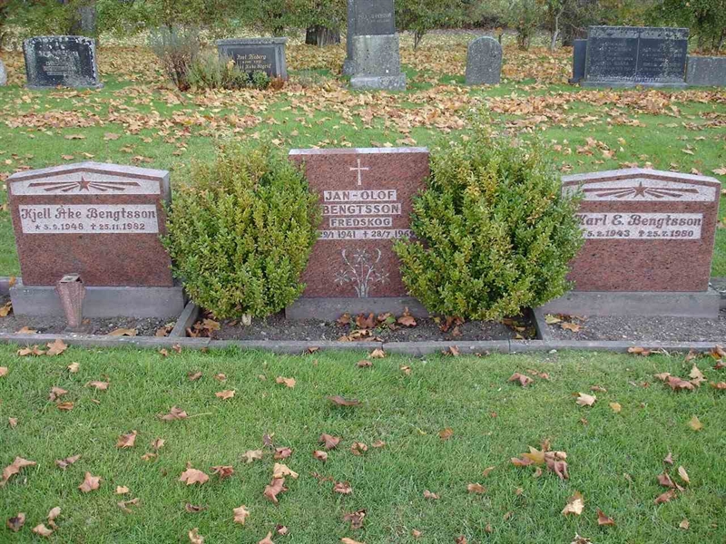 Grave number: FN K     7