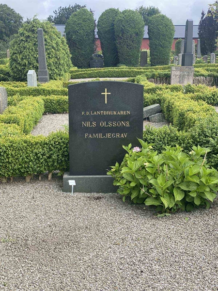 Grave number: VN G    22