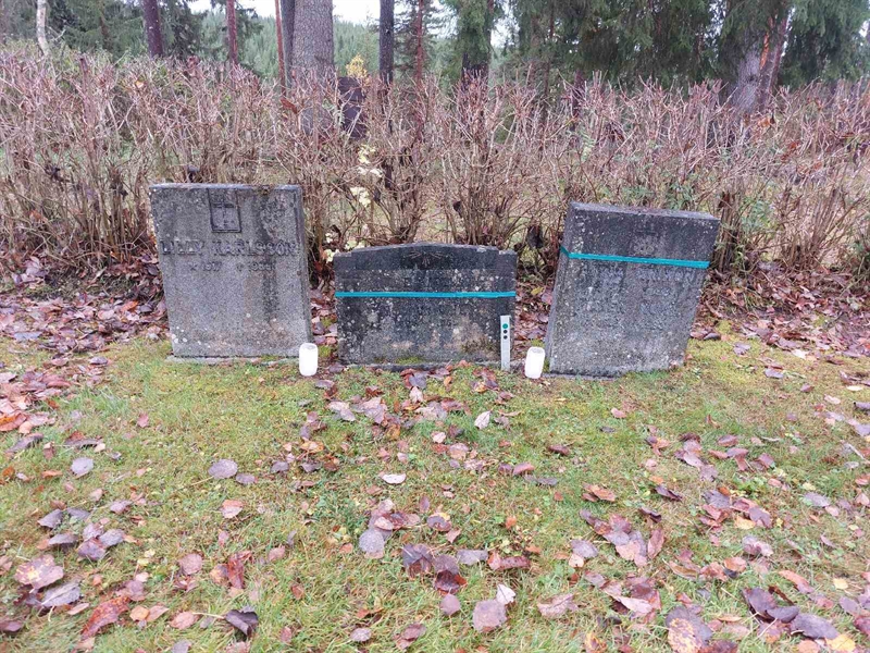 Grave number: RG A    28