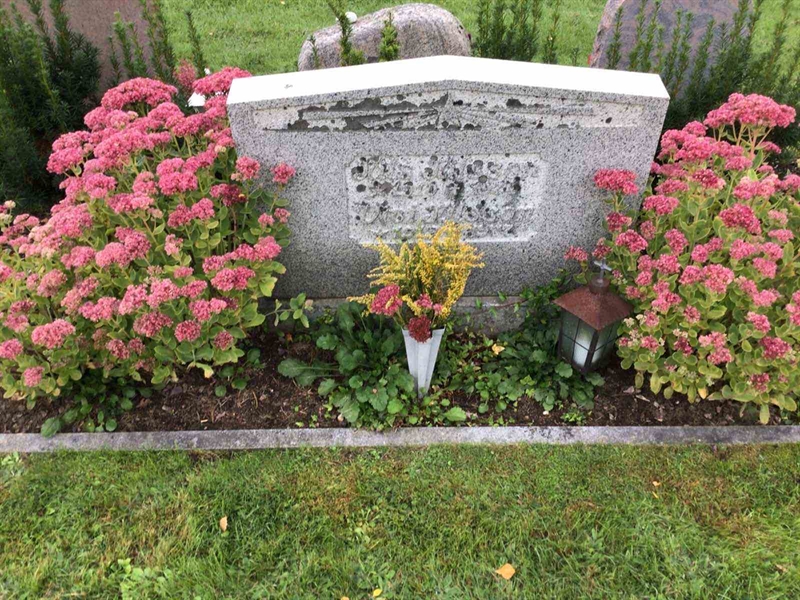 Grave number: 20 G     6-7