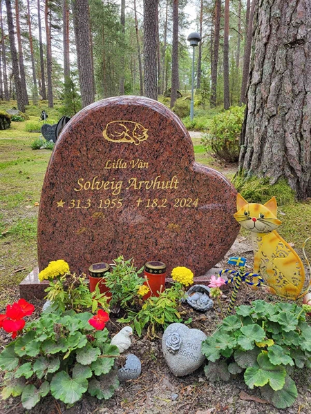 Grave number: H HA 160