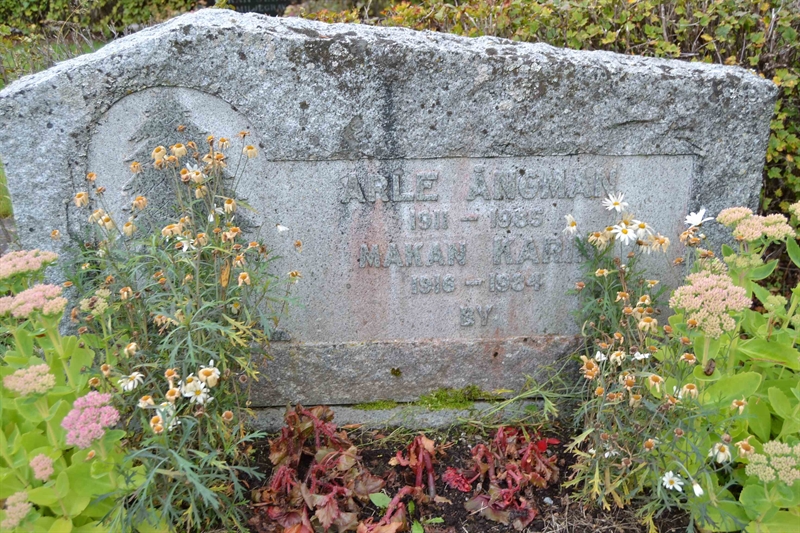 Grave number: 4 G   183