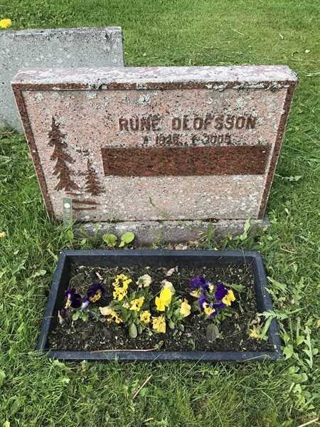 Grave number: KA F   847A, 847B