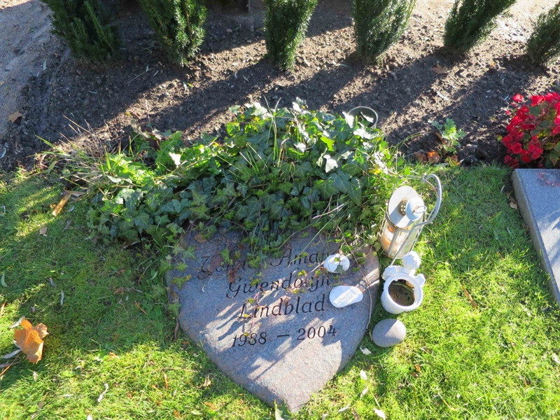 Grave number: HÖB 52     8