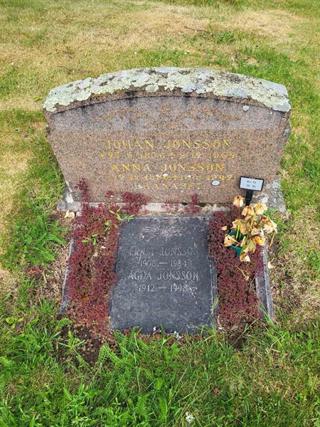 Grave number: kö 01 13    34-35